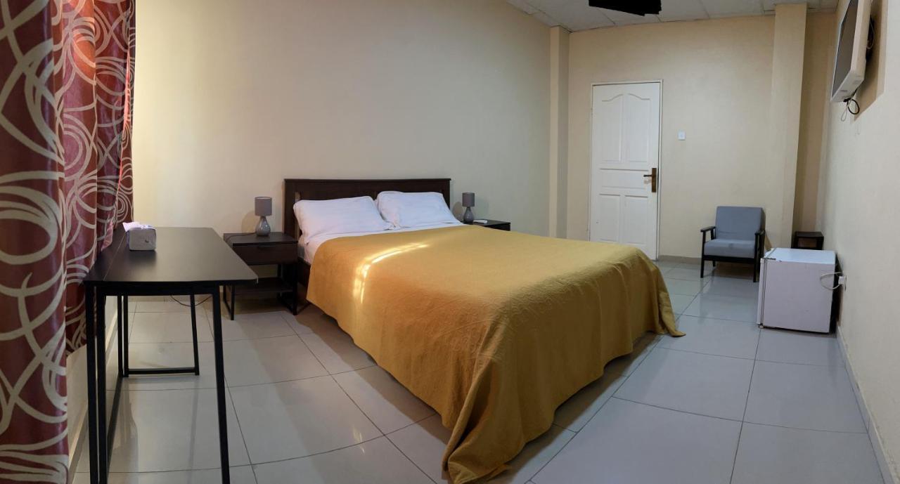 Sky Inn Hotel Freetown Eksteriør bilde