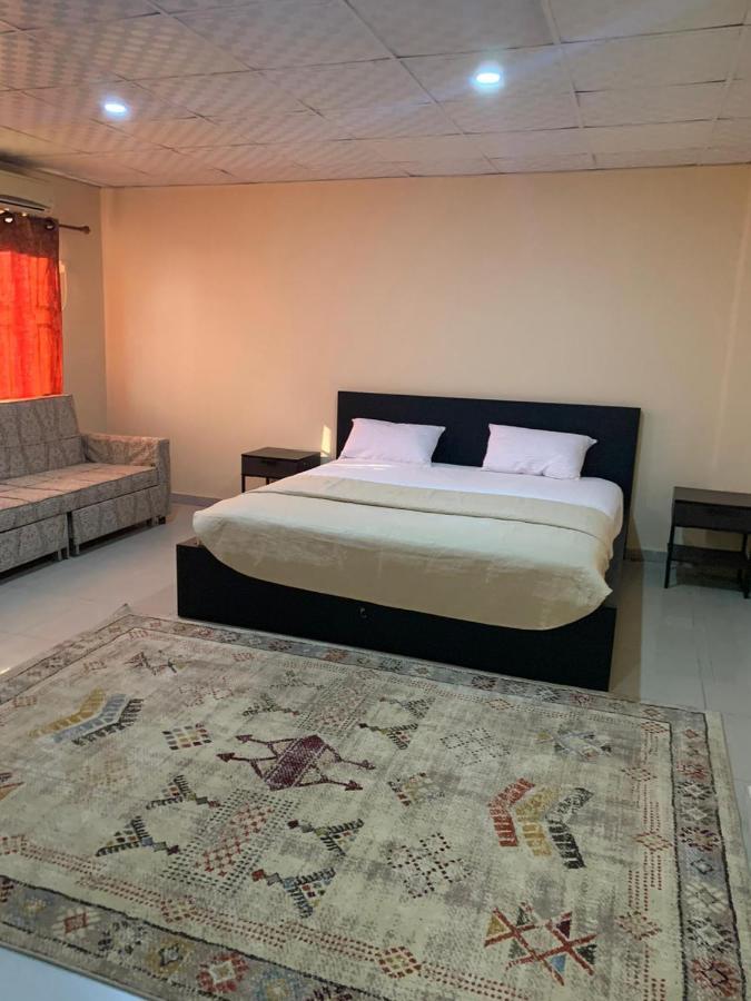 Sky Inn Hotel Freetown Eksteriør bilde